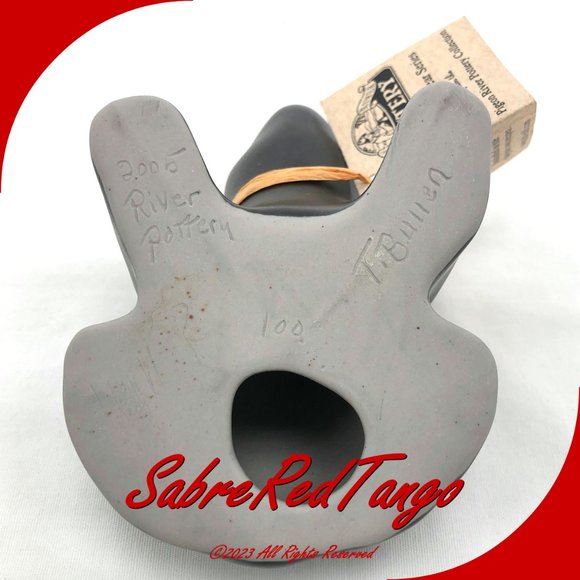 Pigeon River Pottery The Mighty Bear Series Curious Bear 2005 Signed Bullen - Picture 3 of 4